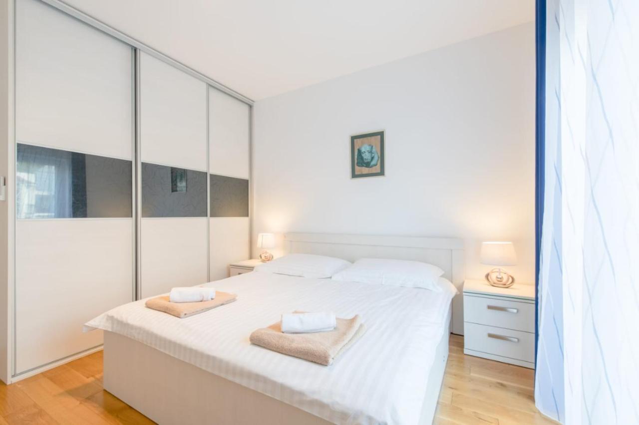 Apartmani Krilo Podstrana Bagian luar foto